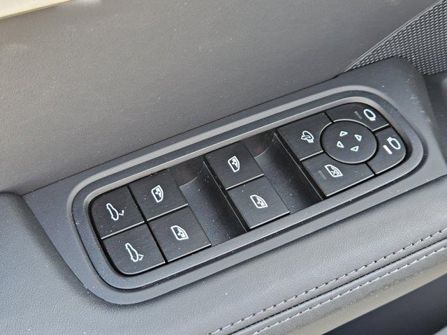 Photo of 2024 Montego Blue Metallic Porsche Cayenne