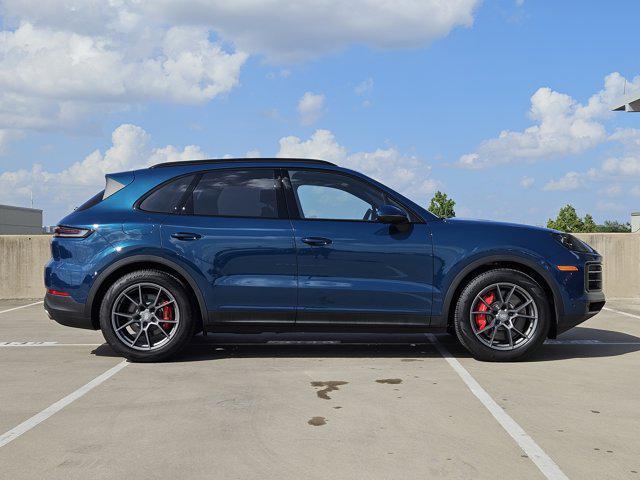 Photo of 2024 Montego Blue Metallic Porsche Cayenne