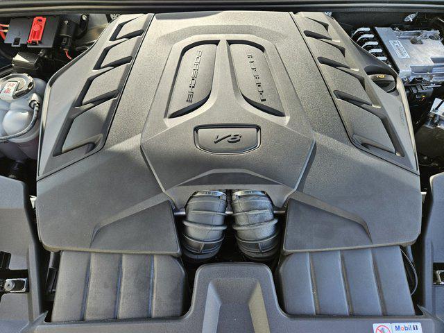 Photo of 2024 Montego Blue Metallic Porsche Cayenne