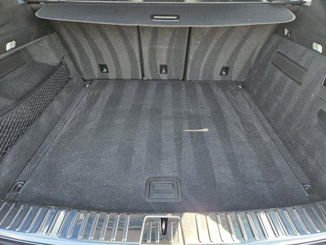 Photo of 2024 Montego Blue Metallic Porsche Cayenne