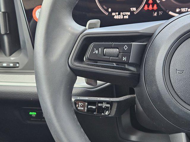 Photo of 2025 Arctic Grey Porsche Cayenne