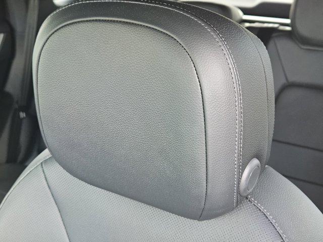 Photo of 2025 Arctic Grey Porsche Cayenne