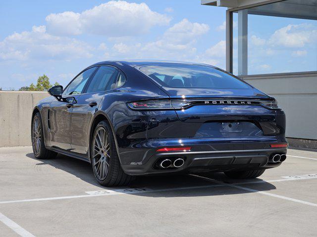 Photo of 2022 Night Blue Metallic Porsche Panamera