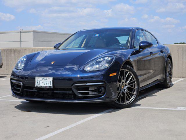 Photo of 2022 Night Blue Metallic Porsche Panamera