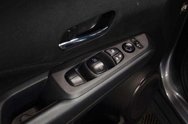 Photo of 2023 Gun Metallic Nissan Kicks