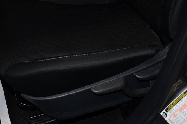 Photo of 2023 Gun Metallic Nissan Kicks