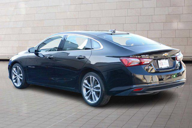 Photo of 2022 Mosaic Black Metallic Chevrolet Malibu