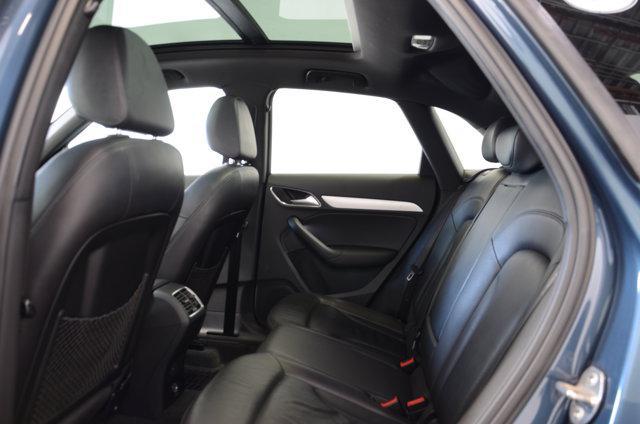 Photo of 2018 Mythos Black Metallic Audi Q3