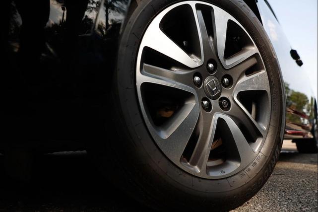 Photo of 2014 Black Honda Odyssey
