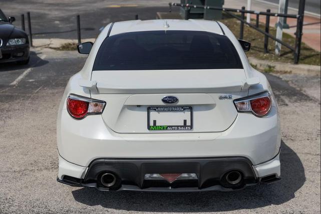 Photo of 2016 Crystal White Pearl Subaru BRZ