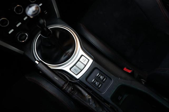 Photo of 2016 Crystal White Pearl Subaru BRZ