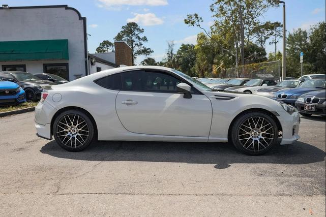 Photo of 2016 Crystal White Pearl Subaru BRZ