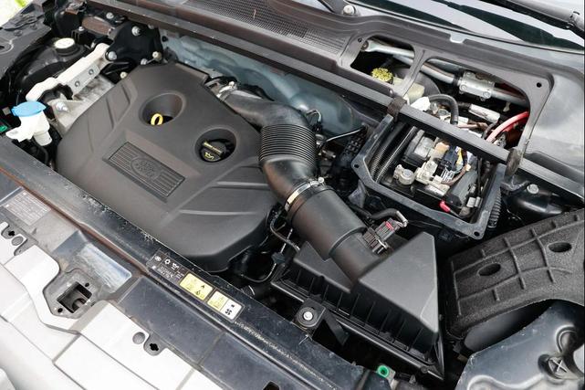 Photo of 2015 Black Land Rover Range Rover Evoque