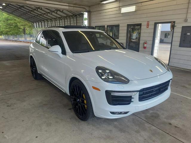 Photo of 2016 WHITE Porsche Cayenne