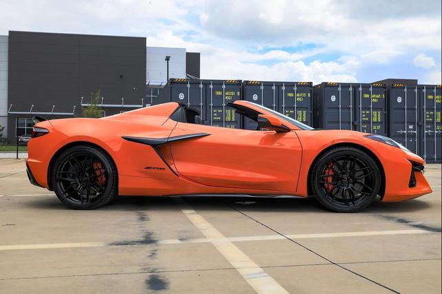 Photo of 2023 Amplify Orange Tintcoat Chevrolet Corvette