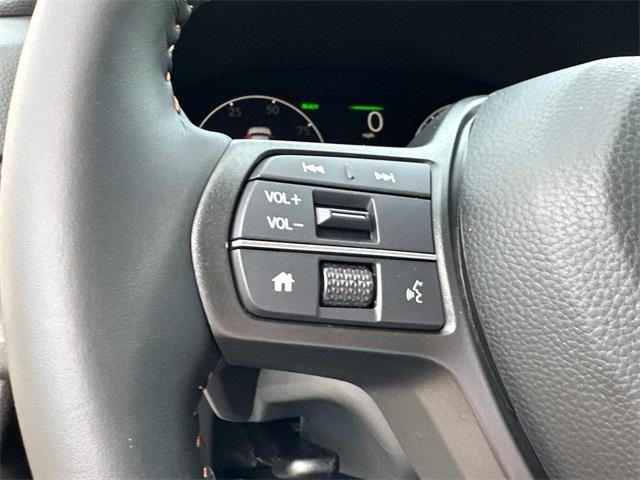 Photo of 2026 Silver Honda CR-V Hybrid