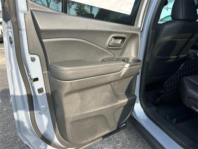 Photo of 2025 Gray Honda Ridgeline