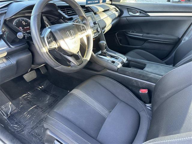 Photo of 2019 Platinum White Honda Civic