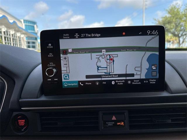 Photo of 2025 Platinum White Honda Pilot