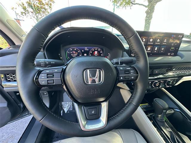 Photo of 2025 Urban Gray Pearl Honda Accord