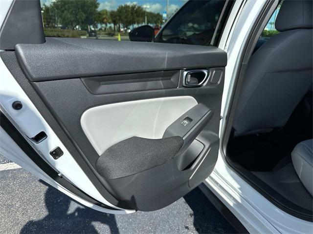 Photo of 2025 Platinum White Honda Civic Hybrid