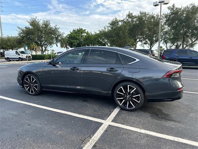 Photo of 2025 Meteorite Honda Accord Hybrid