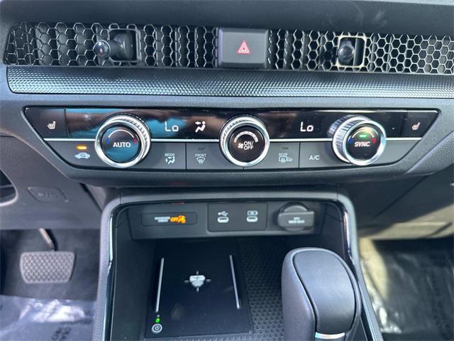 Photo of 2026 Silver Honda CR-V Hybrid