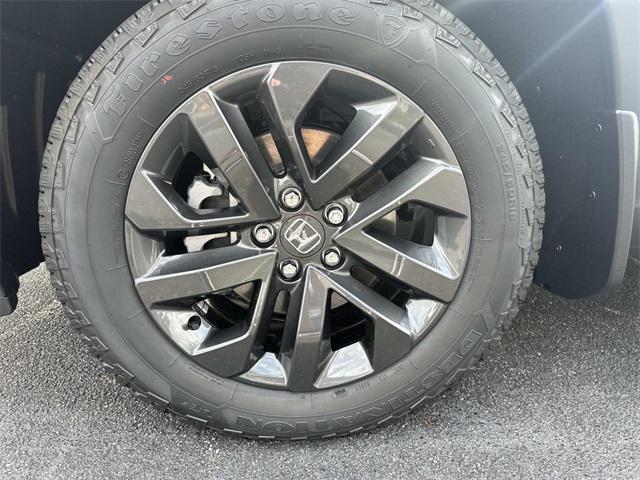 Photo of 2025 Platinum White Honda Ridgeline