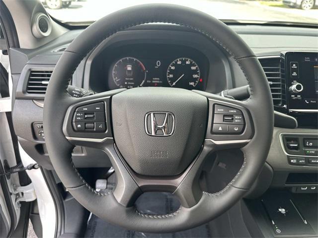 Photo of 2025 Platinum White Honda Ridgeline