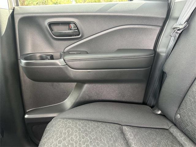Photo of 2025 Platinum White Honda Ridgeline