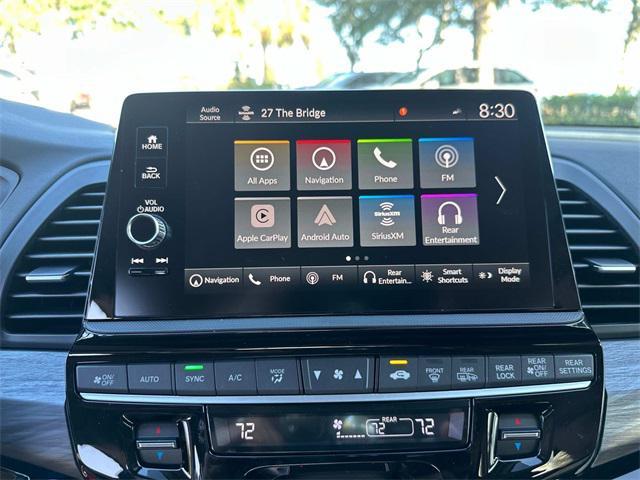 Photo of 2025 Gray Honda Odyssey