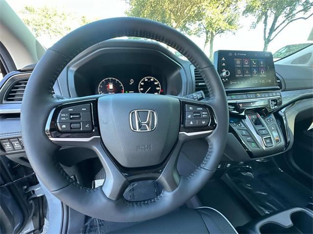 Photo of 2025 Gray Honda Odyssey