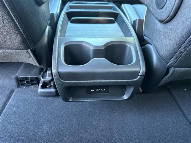 Photo of 2025 Gray Honda Odyssey