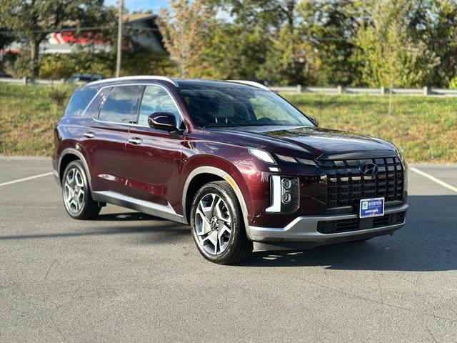 Photo of 2024 Burgundy Hyundai PALISADE