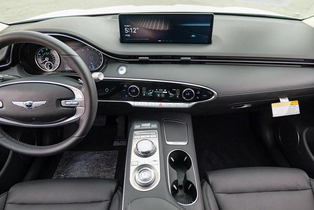 Photo of 2025 Uyuni White Genesis GV70