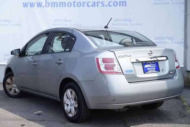 Photo of 2010 Magnetic Gray Metallic Nissan Sentra