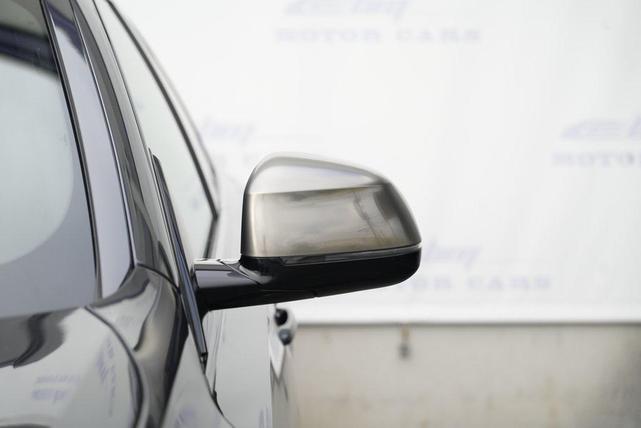 Photo of 2022 Arctic Gray Metallic BMW X6
