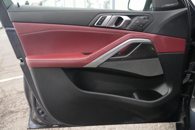 Photo of 2022 Arctic Gray Metallic BMW X6