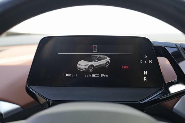 Photo of 2021 White Volkswagen ID.4
