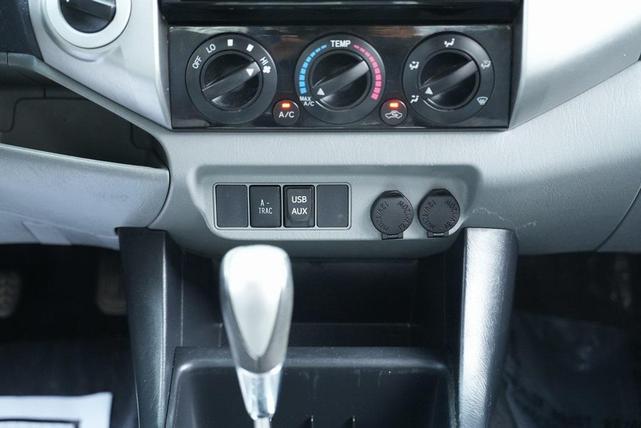 Photo of 2013 Black Toyota Tacoma