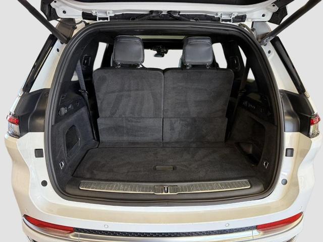 Photo of 2021 Bright White Clearcoat Jeep Grand Cherokee L