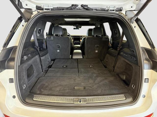 Photo of 2021 Bright White Clearcoat Jeep Grand Cherokee L