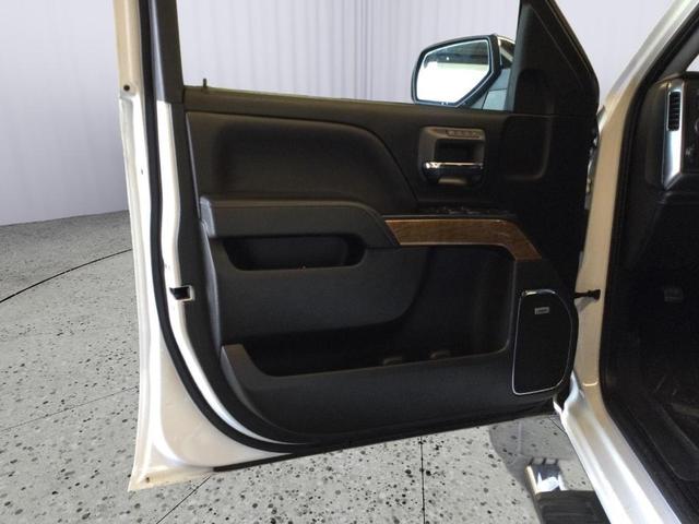 Photo of 2018 Summit White Chevrolet Silverado 1500
