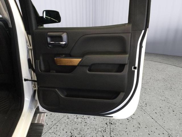 Photo of 2018 Summit White Chevrolet Silverado 1500