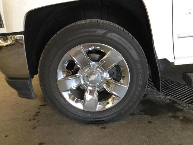 Photo of 2018 Summit White Chevrolet Silverado 1500