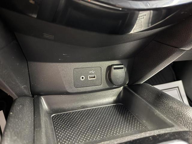 Photo of 2018 Caspian Blue Nissan Rogue
