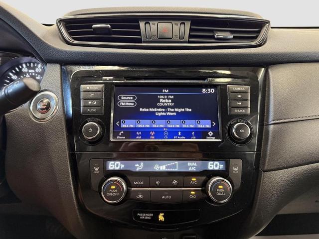Photo of 2018 Caspian Blue Nissan Rogue