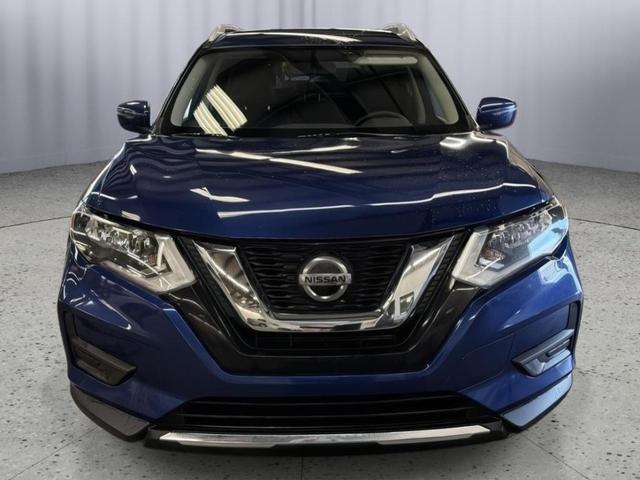Photo of 2018 Caspian Blue Nissan Rogue
