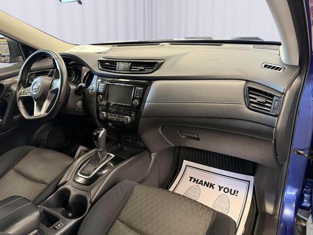 Photo of 2018 Caspian Blue Nissan Rogue