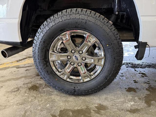 Photo of 2022 Oxford White Ford F-150